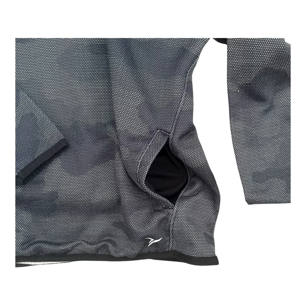 Old Navy Active Go-Dry camouflage gray hoodie S (6-7)